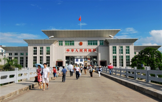 泉州到东兴货运专线|泉州到东兴物流